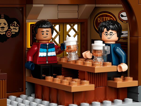 LEGO Harry Potter Besuch in Hogsmeade 76388